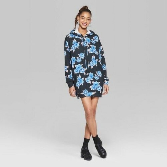 NWT Wild Fable Long Sleeve Floral Hoodie